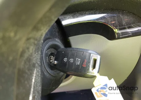 2015 Kia Sorento Lx z USA, uszkodzony, nr VIN 5XYKT3A64FG657620